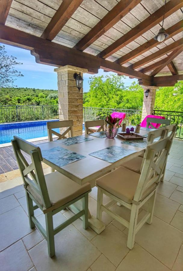 Villa Dvori Dida Mile Sveti Petar (Zadar)