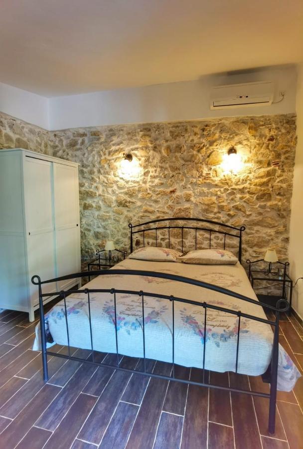 Dvori Dida Mile Villa Sveti Petar (Zadar)