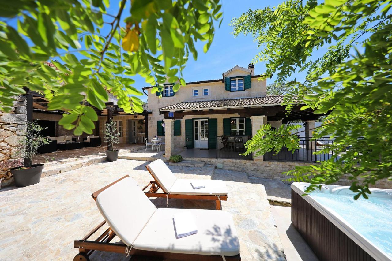 Dvori Dida Mile Villa Sveti Petar (Zadar)
