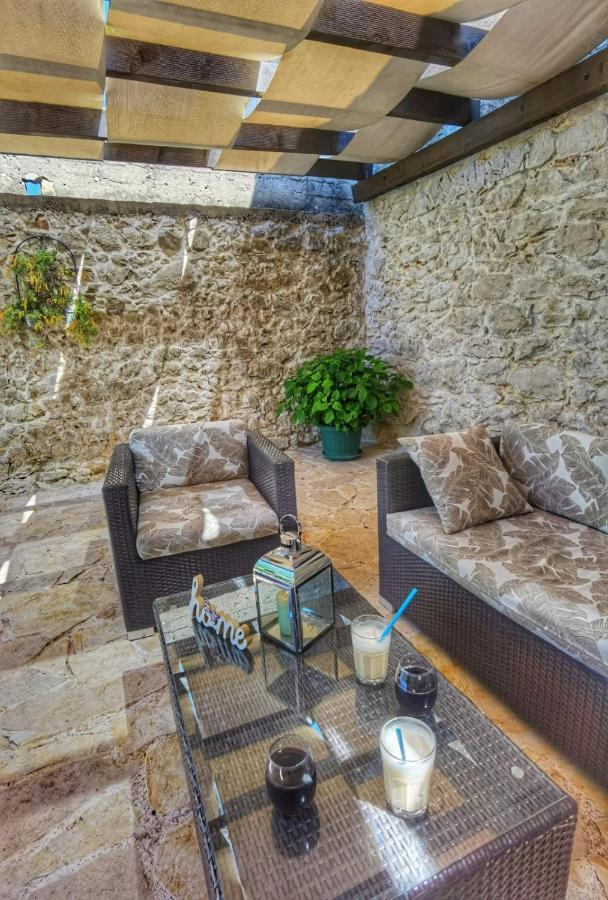 Dvori Dida Mile * Sveti Petar (Zadar)