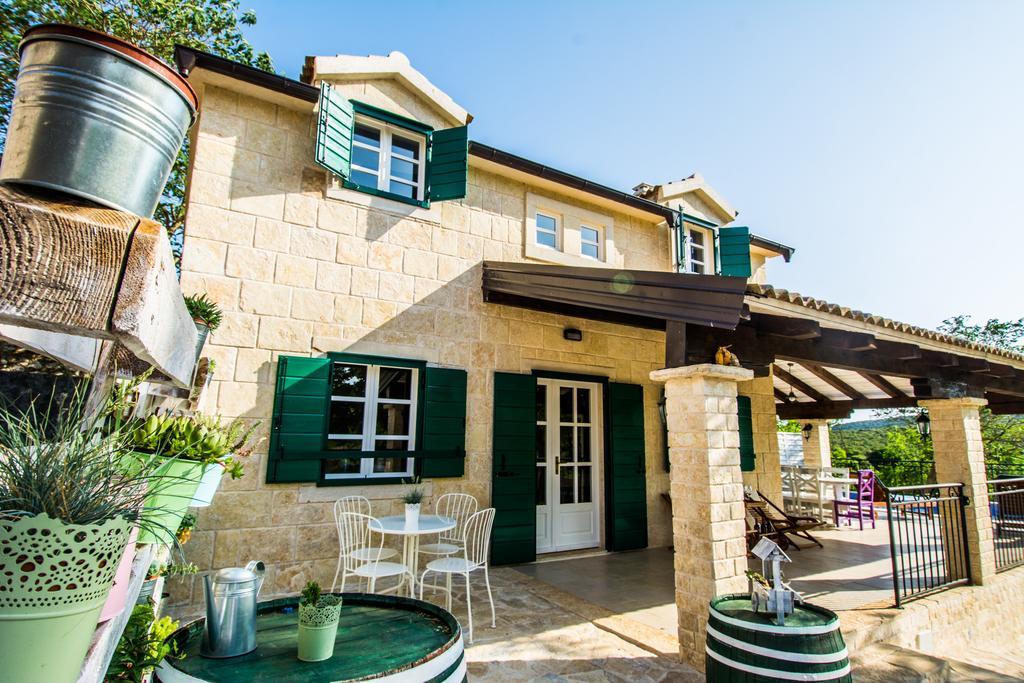 Dvori Dida Mile Villa Sveti Petar (Zadar)